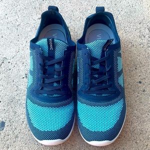Vionic Womens Sky Lenora Active Sneakers Navy Size 9 WIDE US